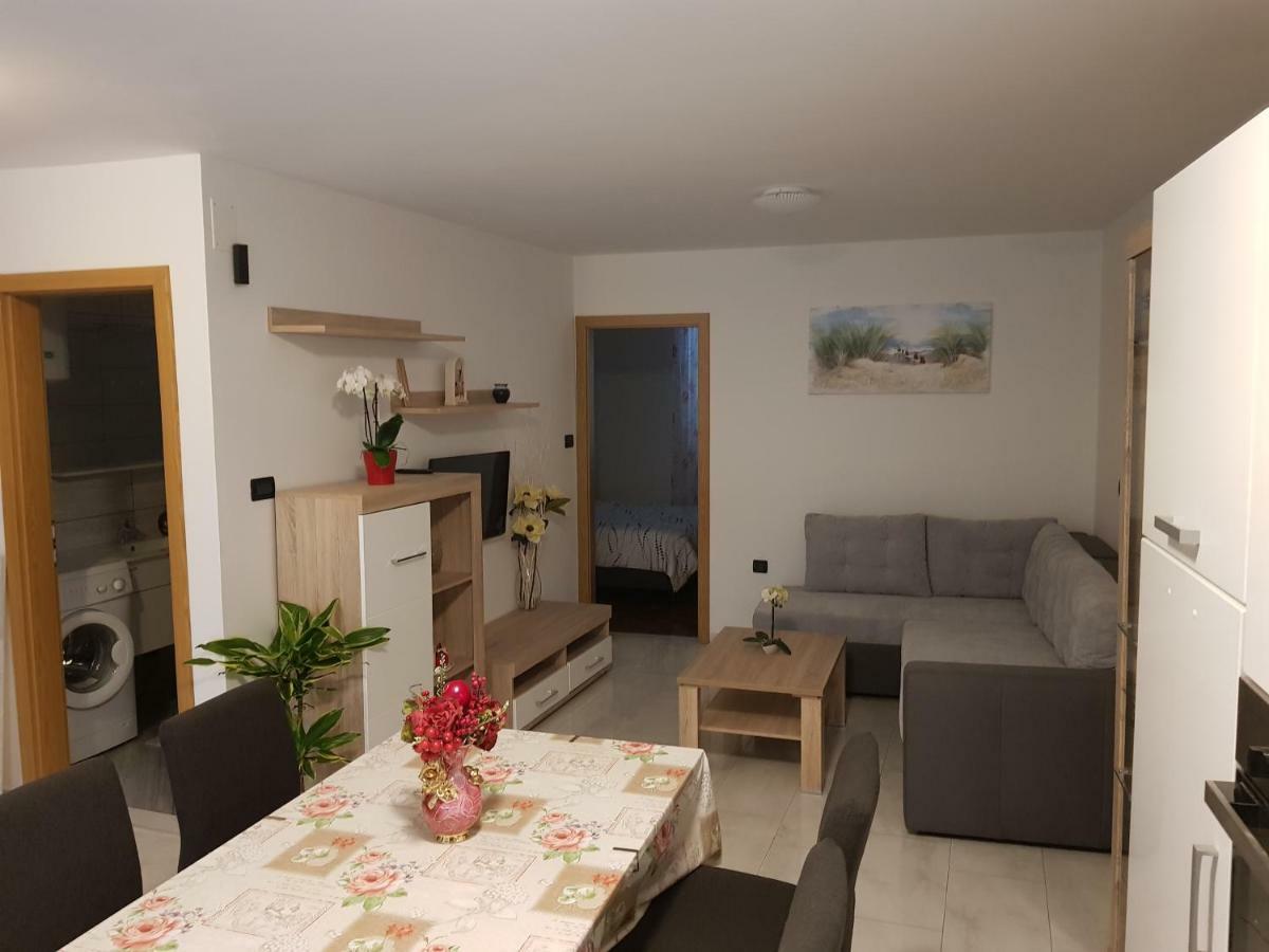Apartment Center *
